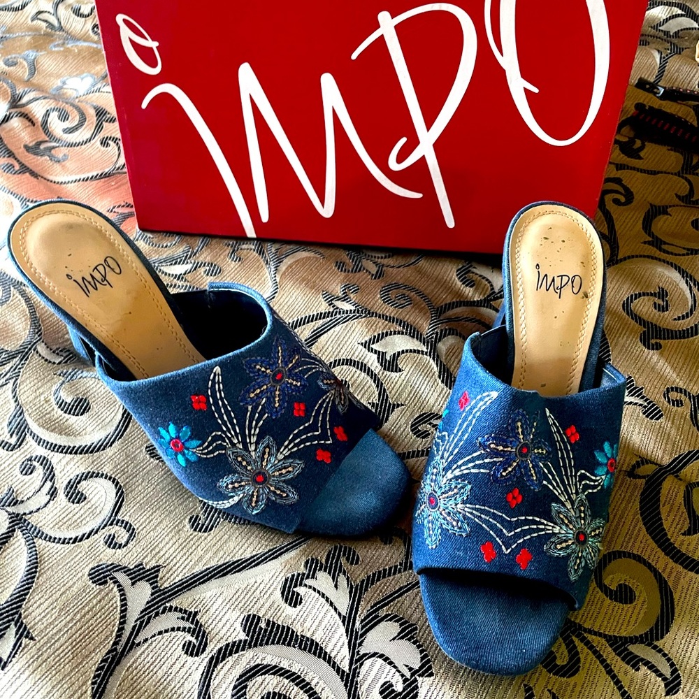 Women’s sandals slides jeans material with embroid